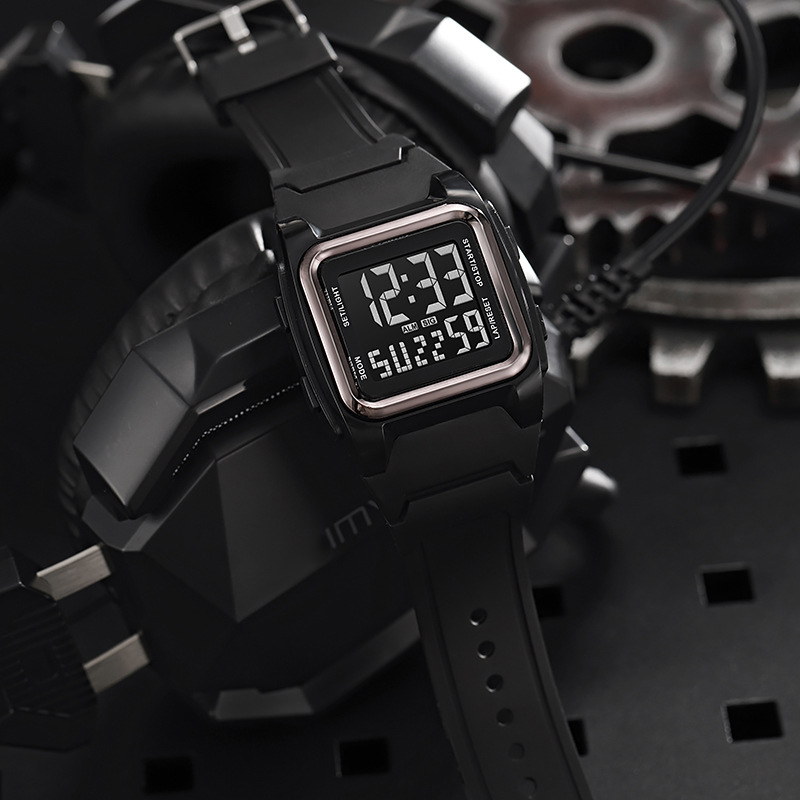 Orologio sportivo da uomo alla - Luxury Watch Kids recensione e prezzo